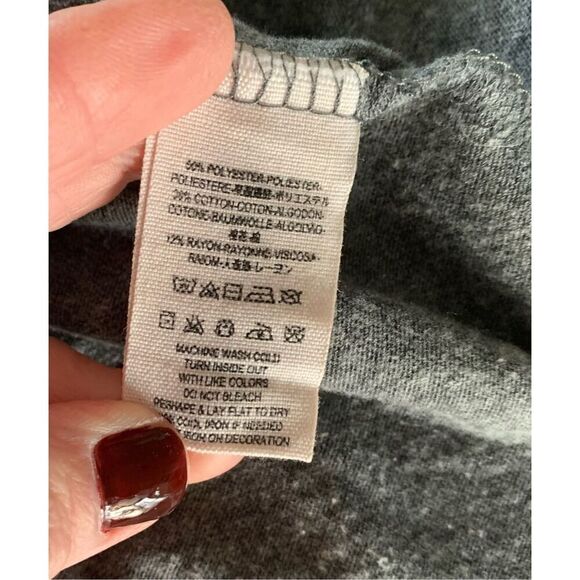 12- Free People Boxy Ruffle Hem Heather Gray BOHO Tunic Shirt Top sz XS - Picture 5 of 5